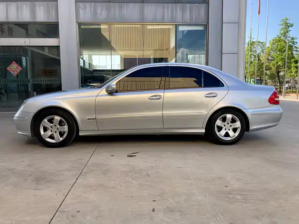 Mercedes-Benz E-Class 2006