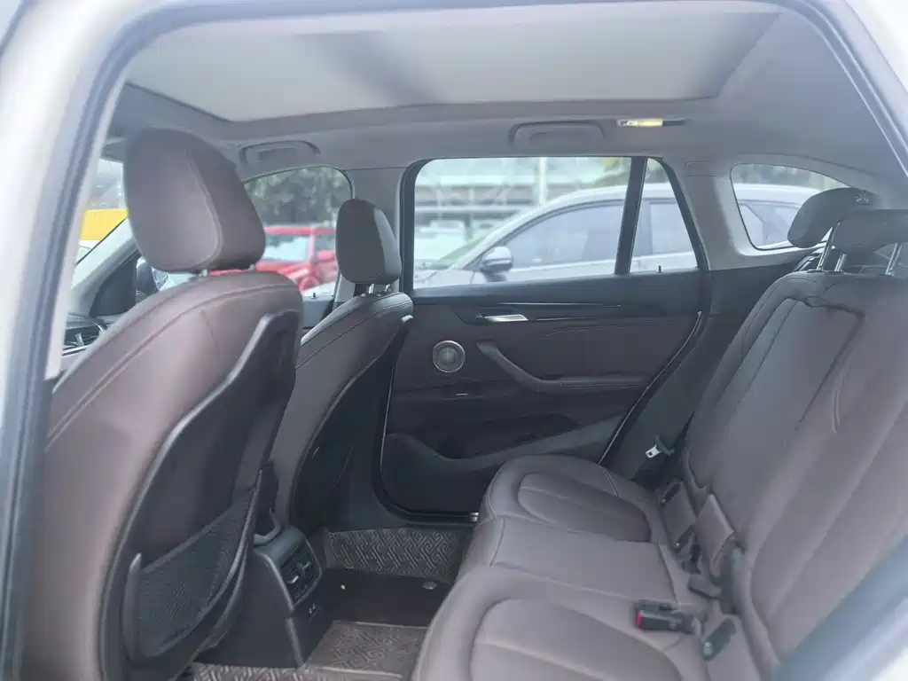 BMW X1 2021 — фото 14