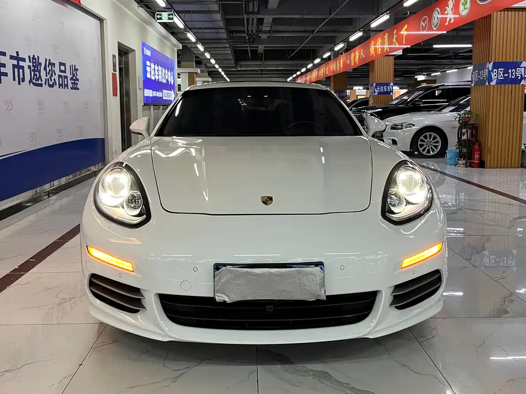Porsche Panamera 2014 — фото 1