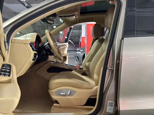 Porsche Macan 2014