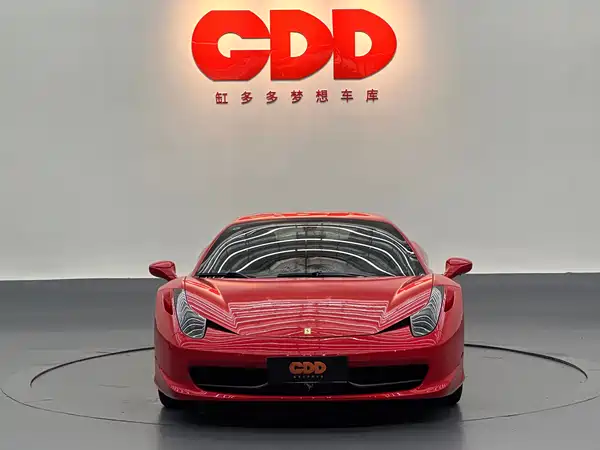 Ferrari 458 2015