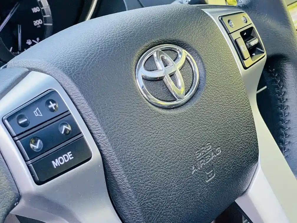 Toyota Prado 2016 — фото 16