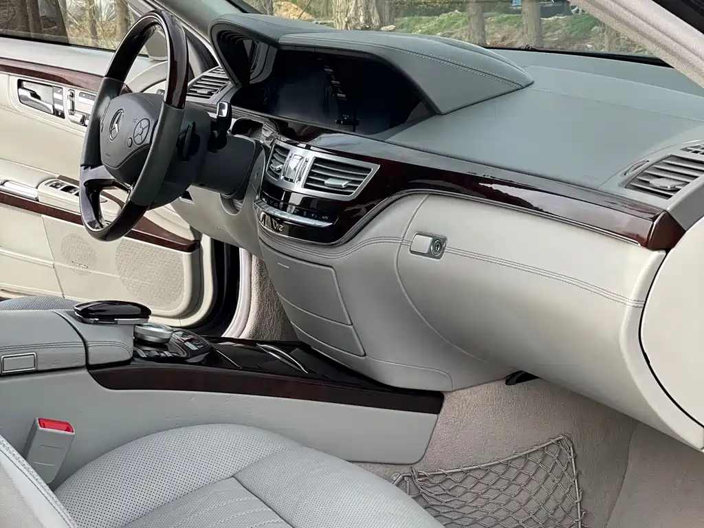Mercedes-Benz S-Class 2012 — фото 13