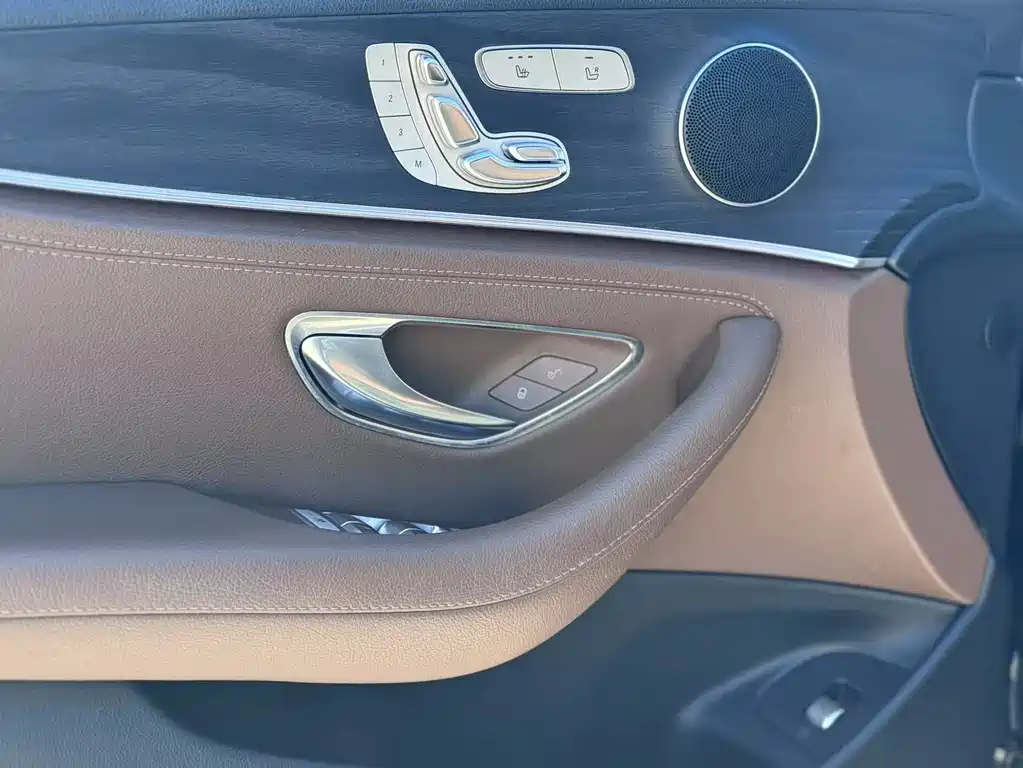 Mercedes-Benz E-Class 2020 — фото 7