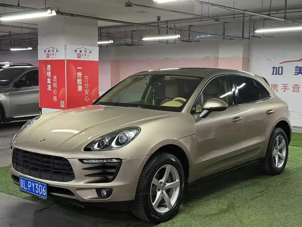 Porsche Macan 2015 — фото 1