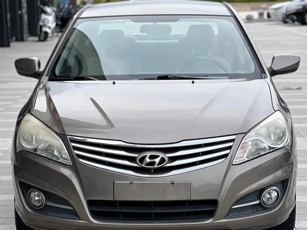 Hyundai Elantra 2013