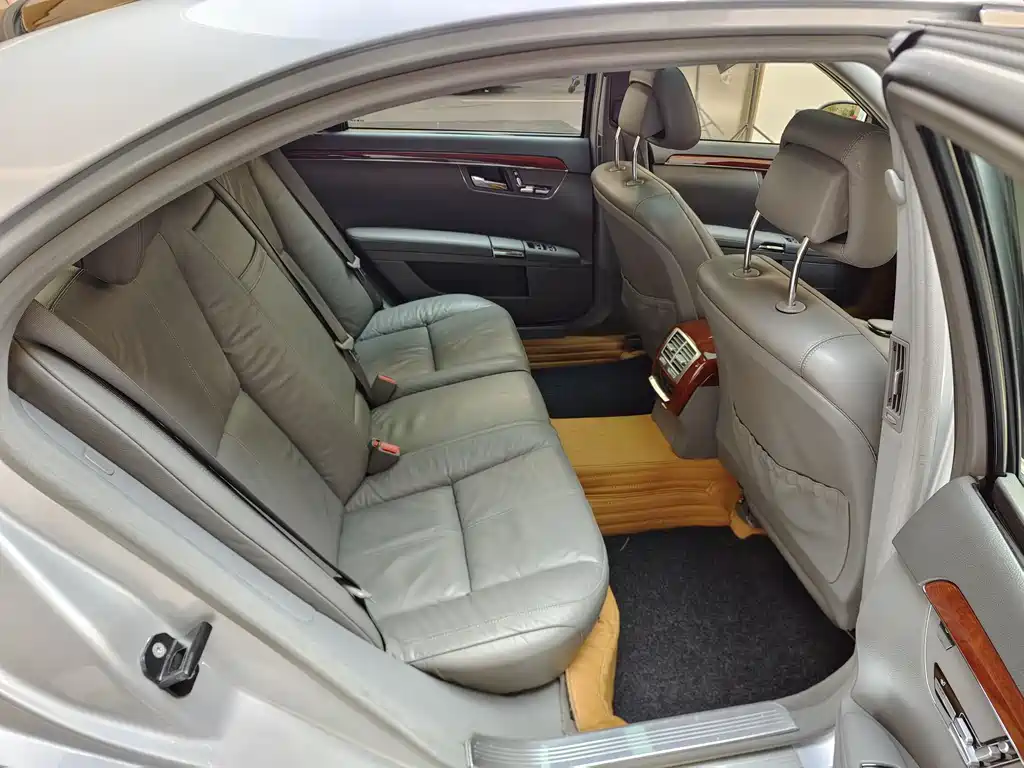 Mercedes-Benz S-Class 2008 — фото 17