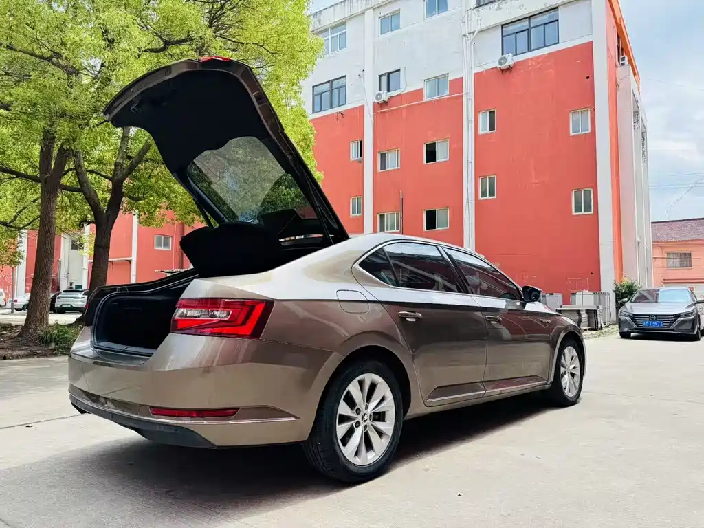 Skoda Superb 2018