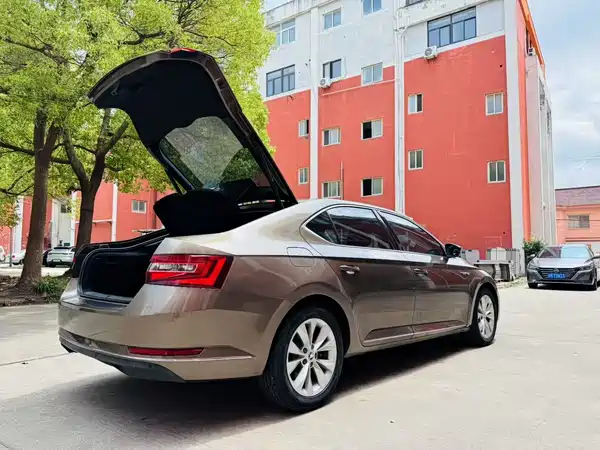 Skoda Superb 2018