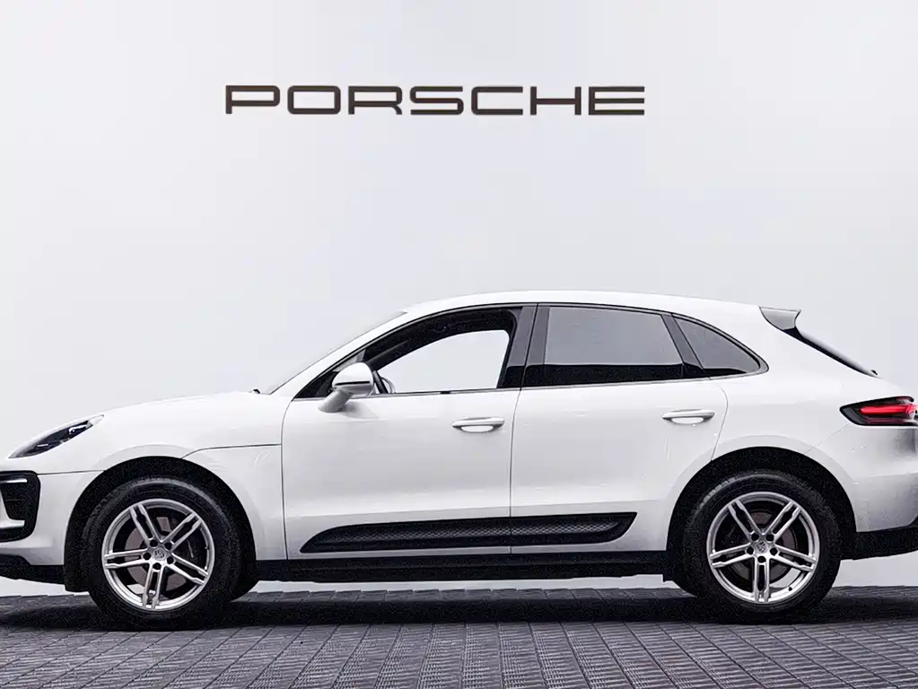 Porsche Macan 2023 — фото 5