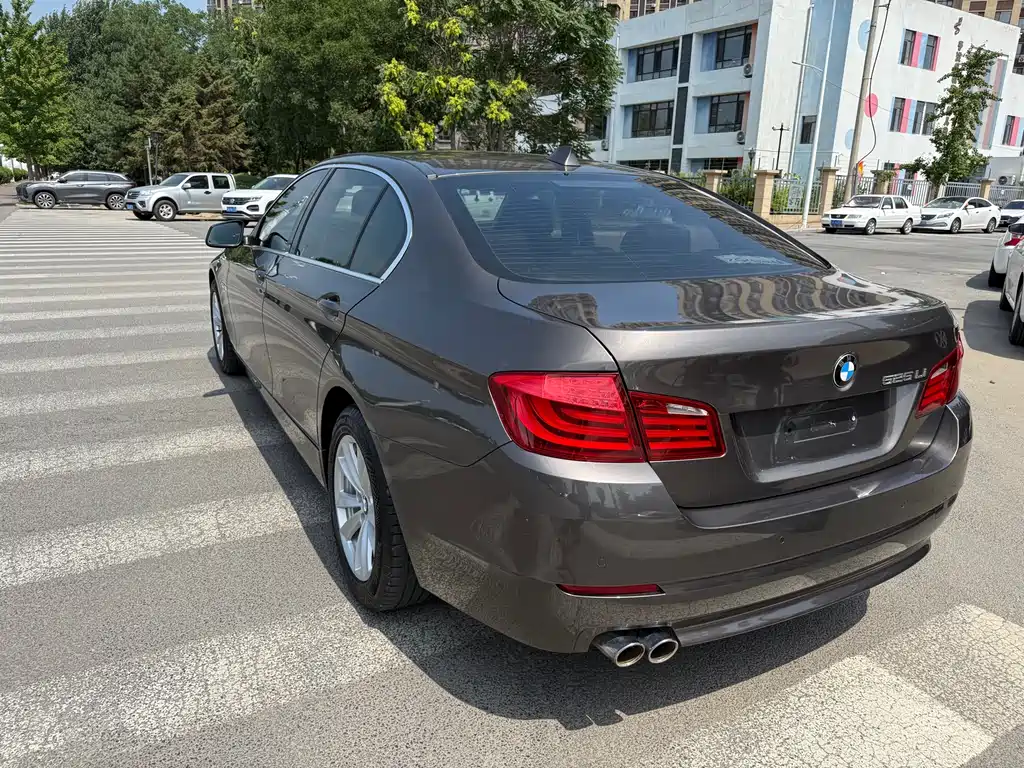 BMW 5 Series 2013 — фото 9