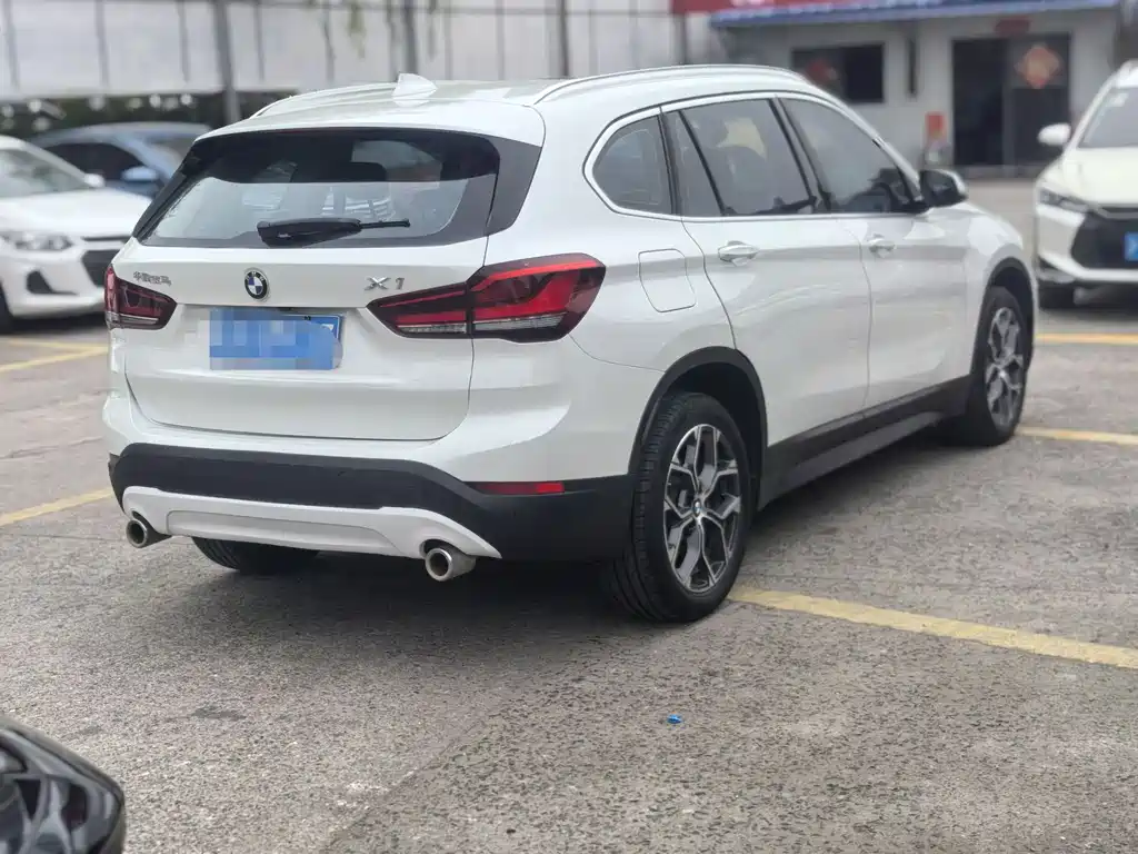 BMW X1 2021