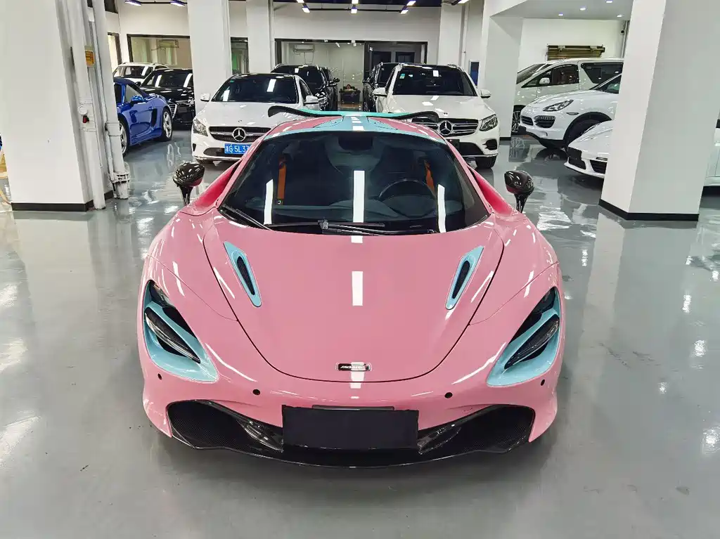 McLaren 720S 2019 — фото 11