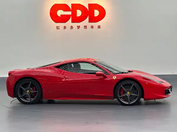Ferrari 458 2015