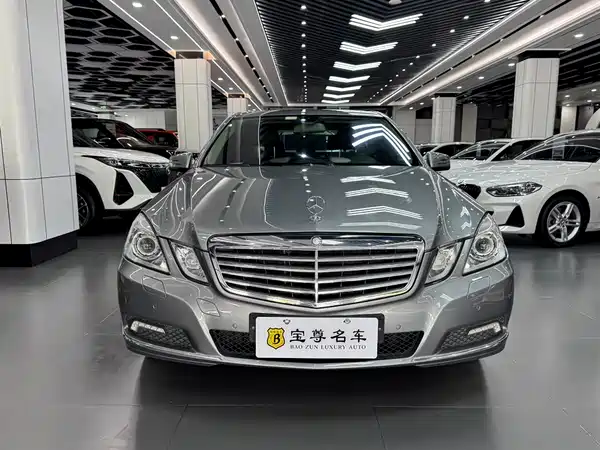 Mercedes-Benz E-Class 2010