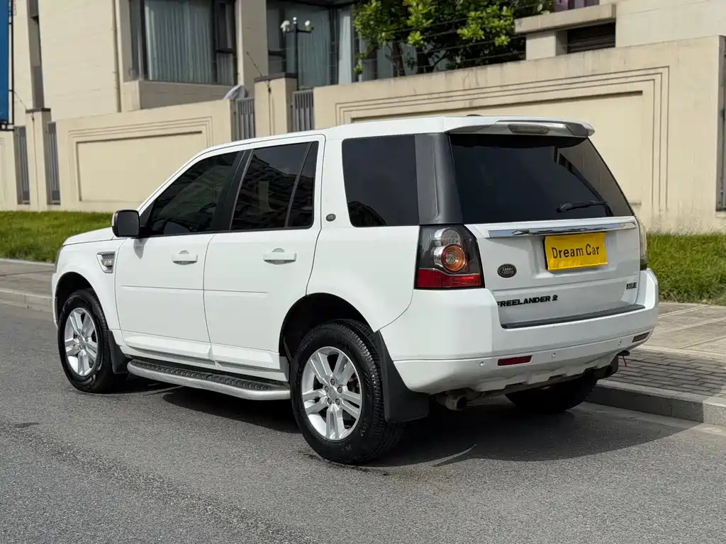 Land Rover Freelander 2 2014 — фото 3
