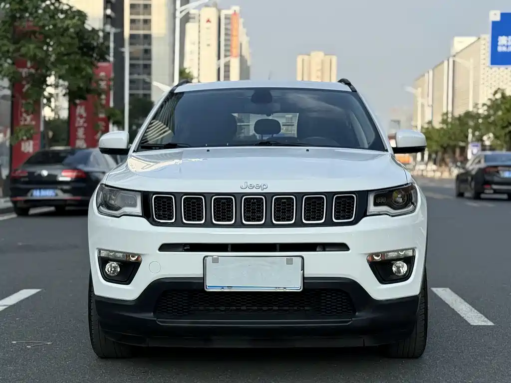 Jeep Compass 2021 — фото 2