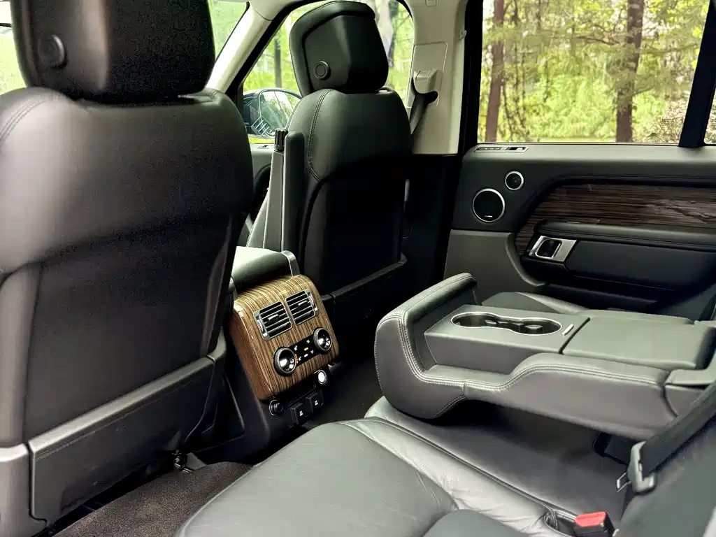 Land Rover Range Rover 2019 — фото 28