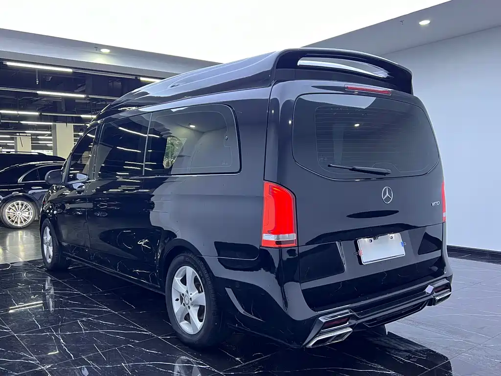 Mercedes-Benz Vito 2017 — фото 21