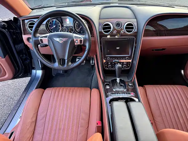 Bentley Flying Spur 2017