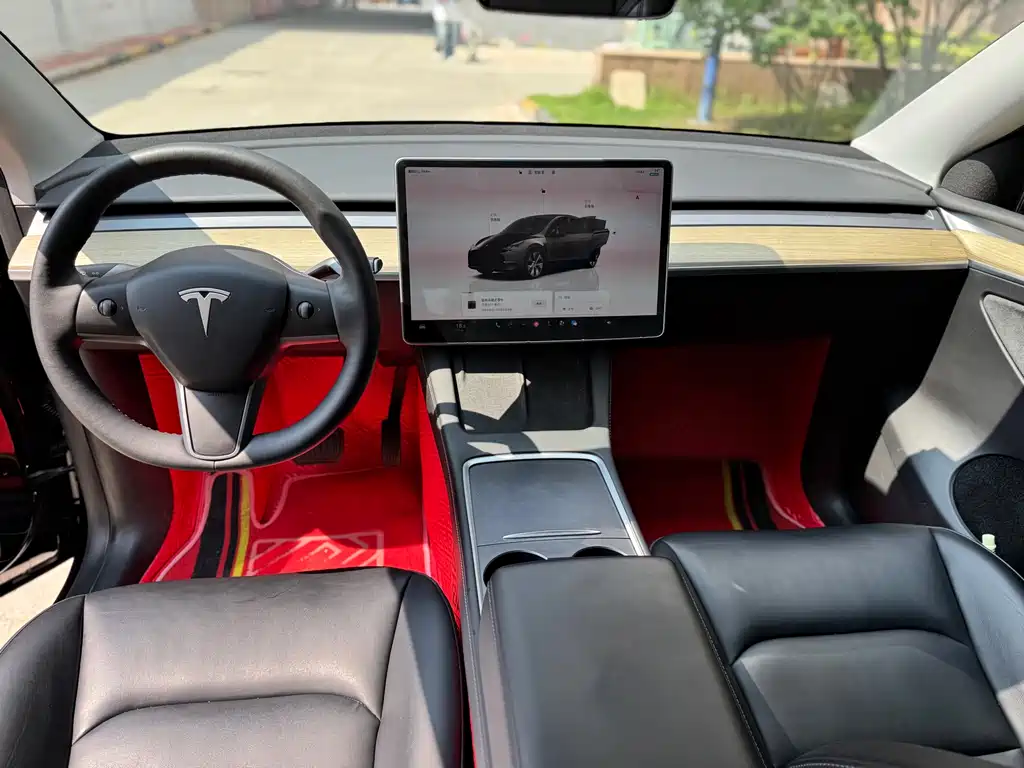 Tesla Model Y 2023 — фото 10