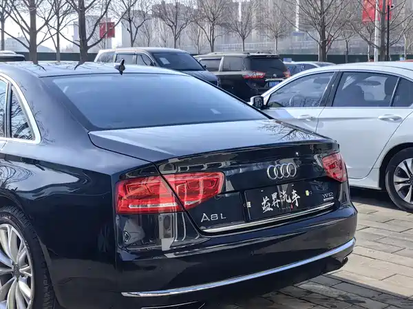 Audi A8 2014