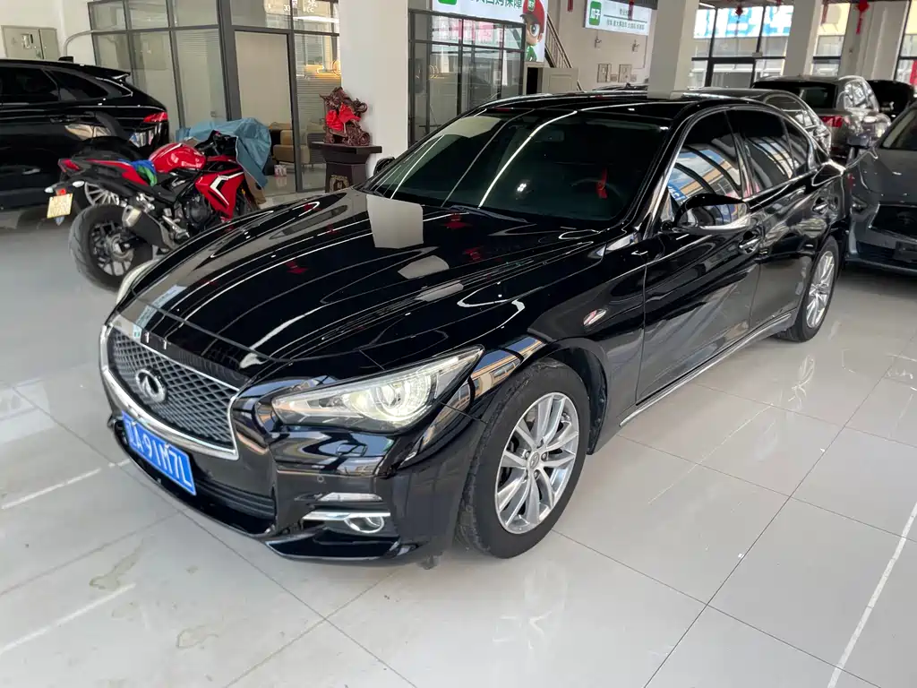 Infiniti Q50L 2017 — фото 1