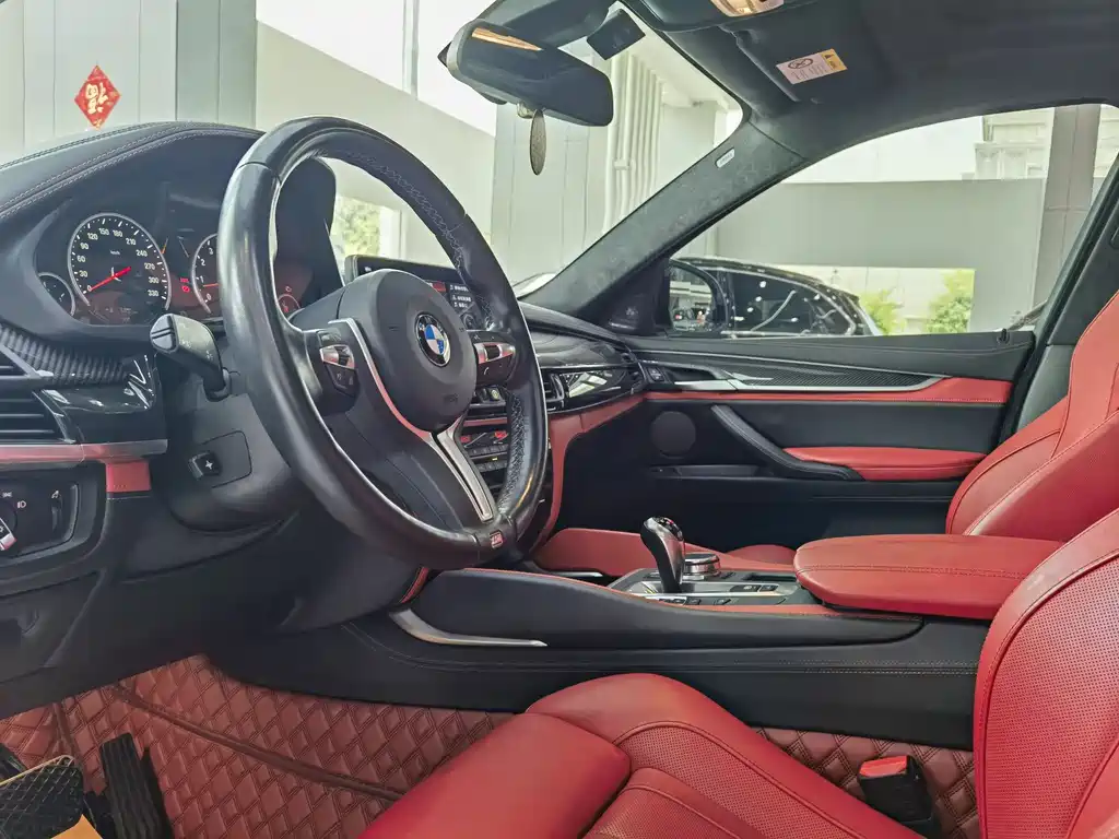 BMW X6 M 2019 — фото 5