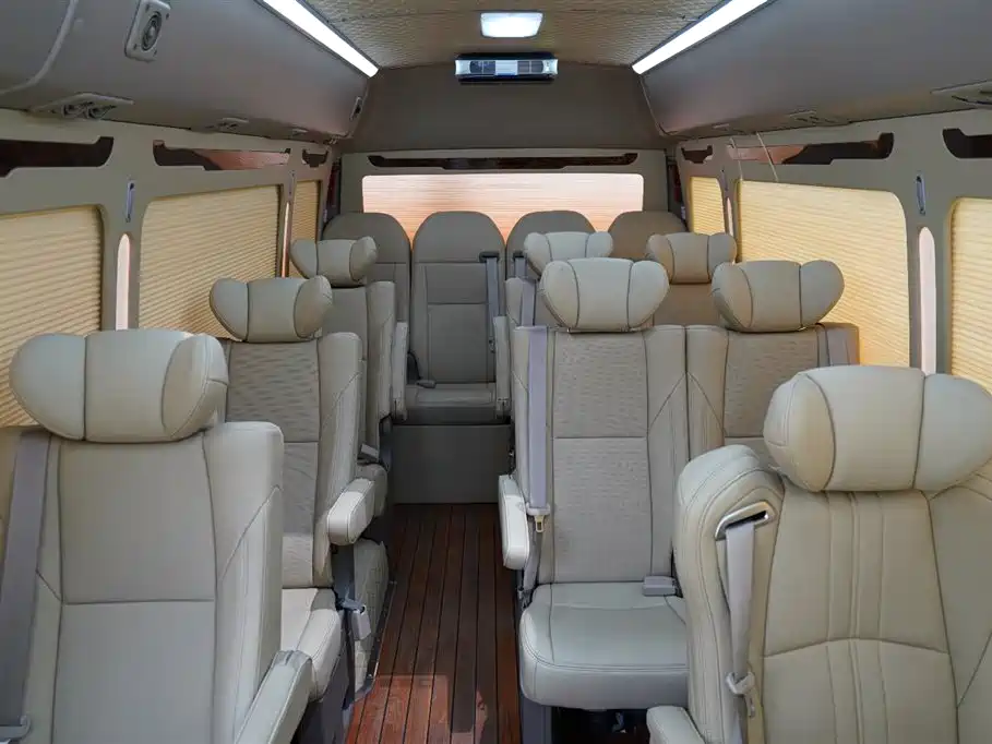 Toyota Coaster 2020 — фото 20