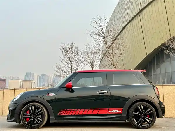 MINI JCW 2016