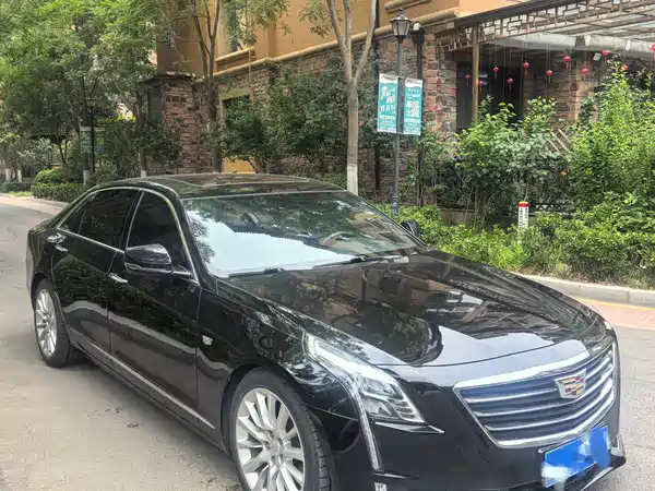 Cadillac CT6 2018