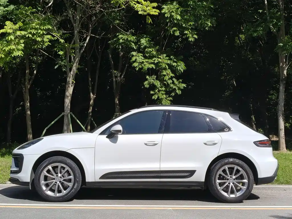 Porsche Macan 2022 — фото 5