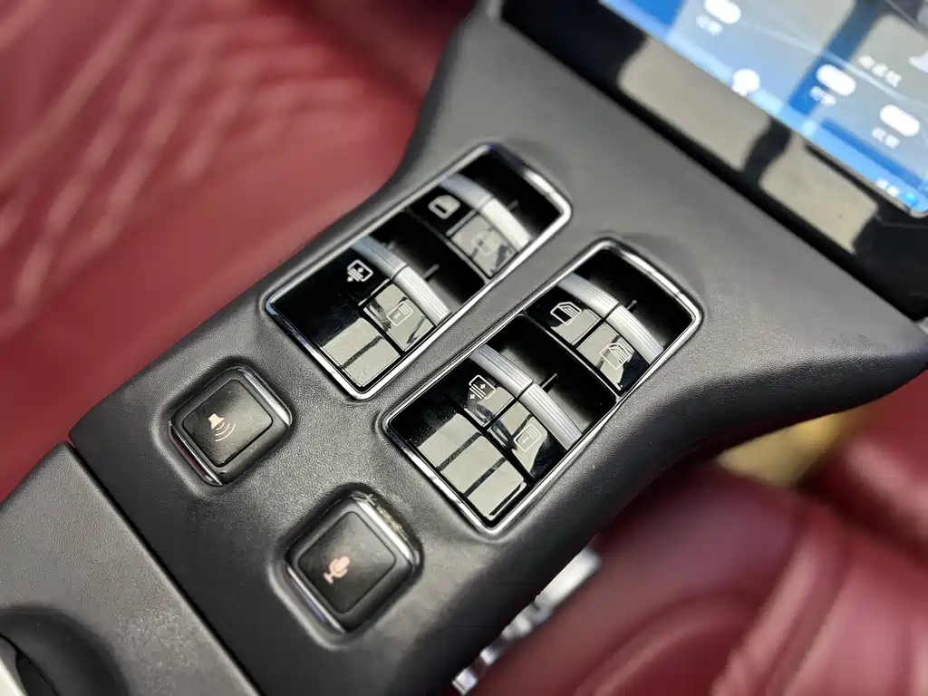 Mercedes-Benz Vito 2017 — фото 16