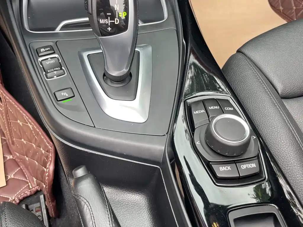 BMW 2 Series 2018 — фото 9