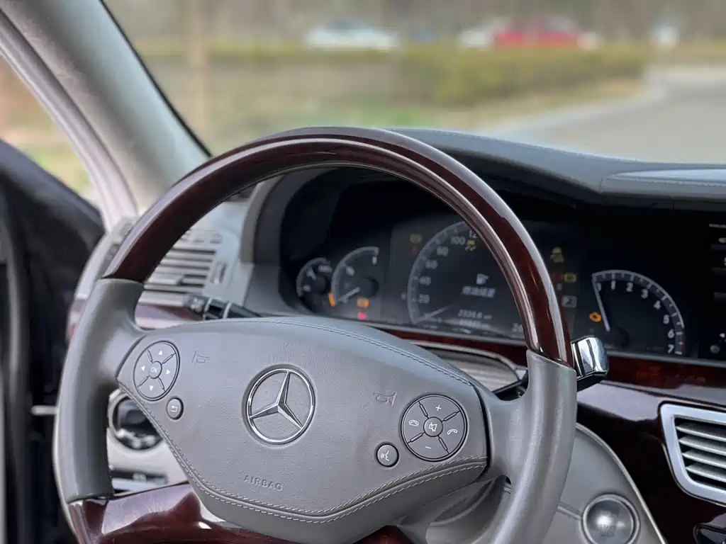 Mercedes-Benz S-Class 2012 — фото 25