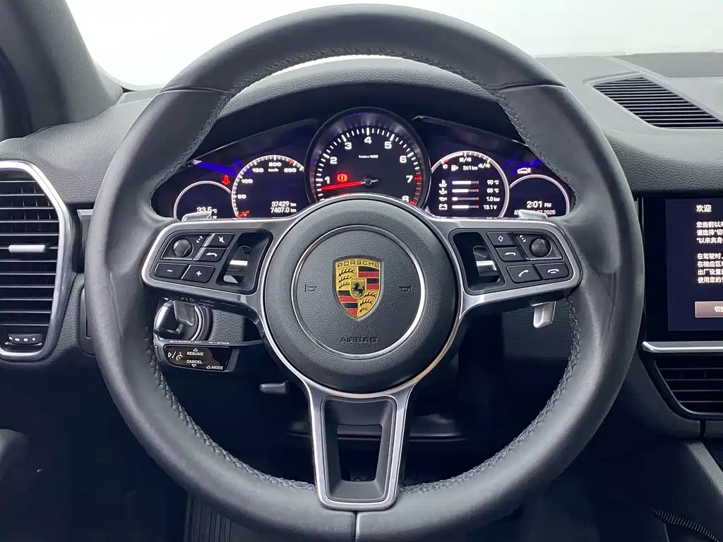 Porsche Cayenne 2022 — фото 13