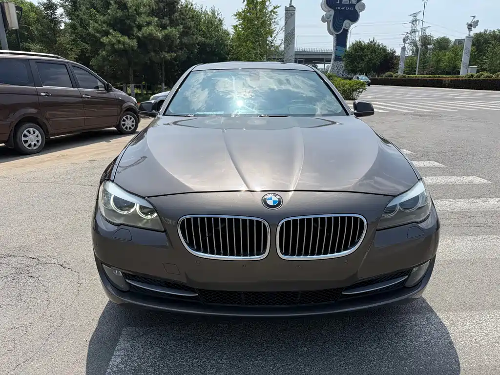 BMW 5 Series 2013 — фото 1
