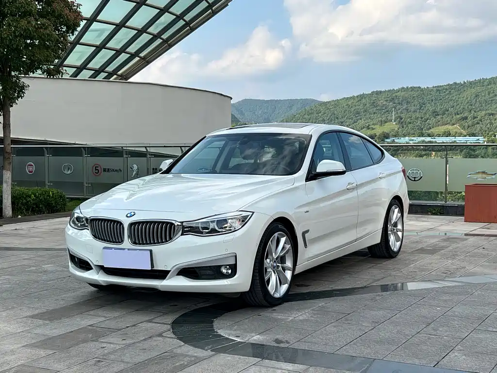 BMW 3 Series GT 2015 — фото 1