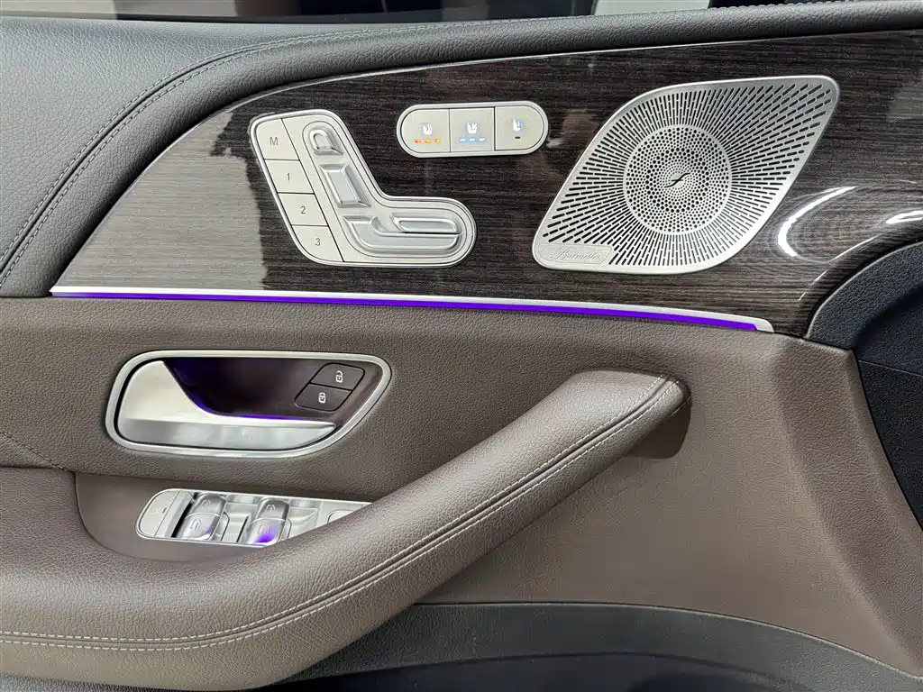 Mercedes-Benz GLS 2023 — фото 11