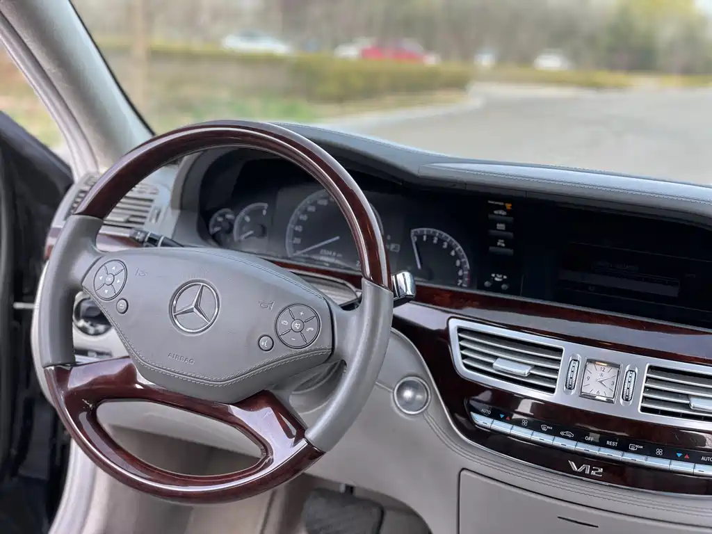 Mercedes-Benz S-Class 2012 — фото 26