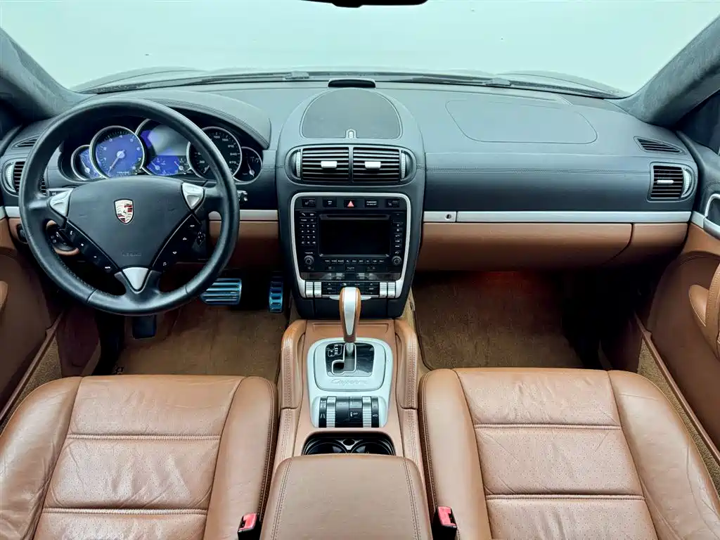 Porsche Cayenne 2008 — фото 17