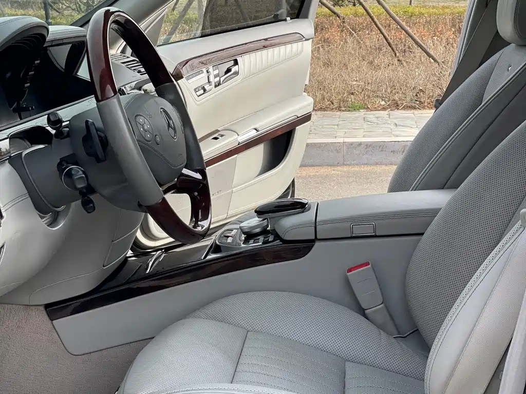Mercedes-Benz S-Class 2012 — фото 18