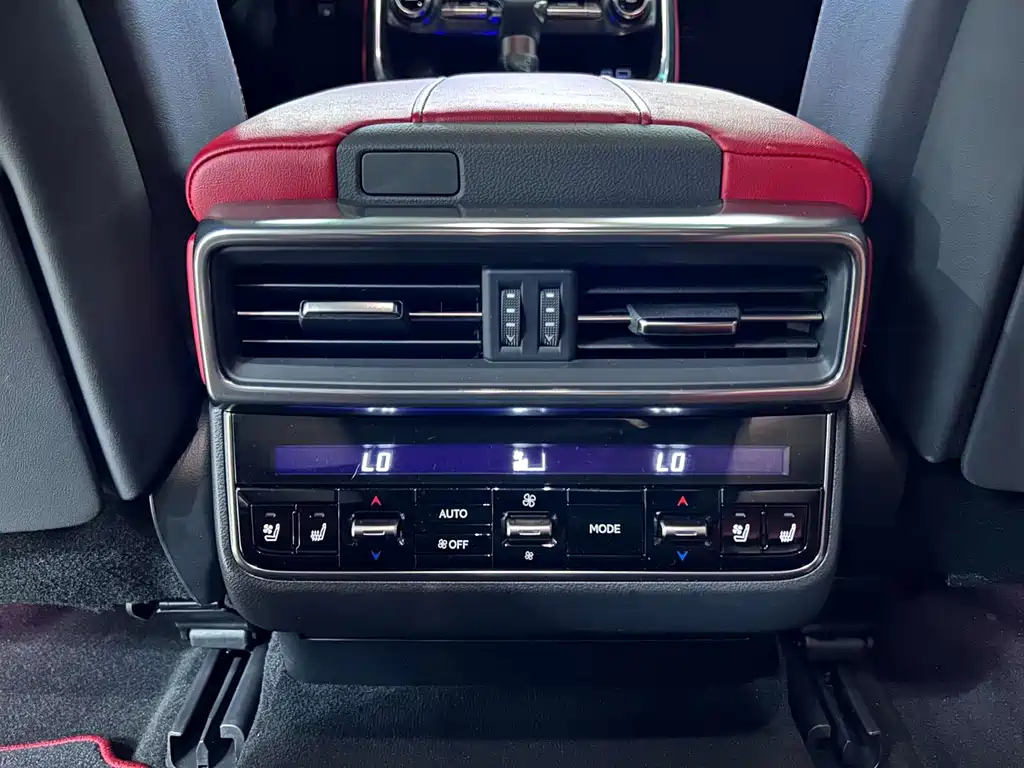Lexus LX 2023 — фото 13