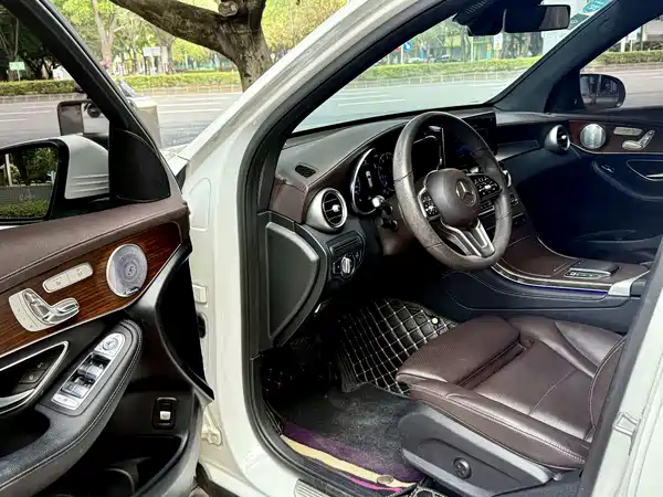 Mercedes-Benz GLC 2020