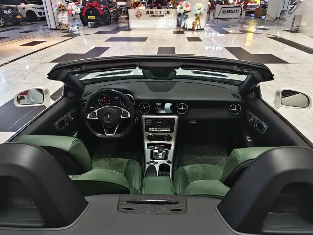 Mercedes-Benz SLC 2018 — фото 20