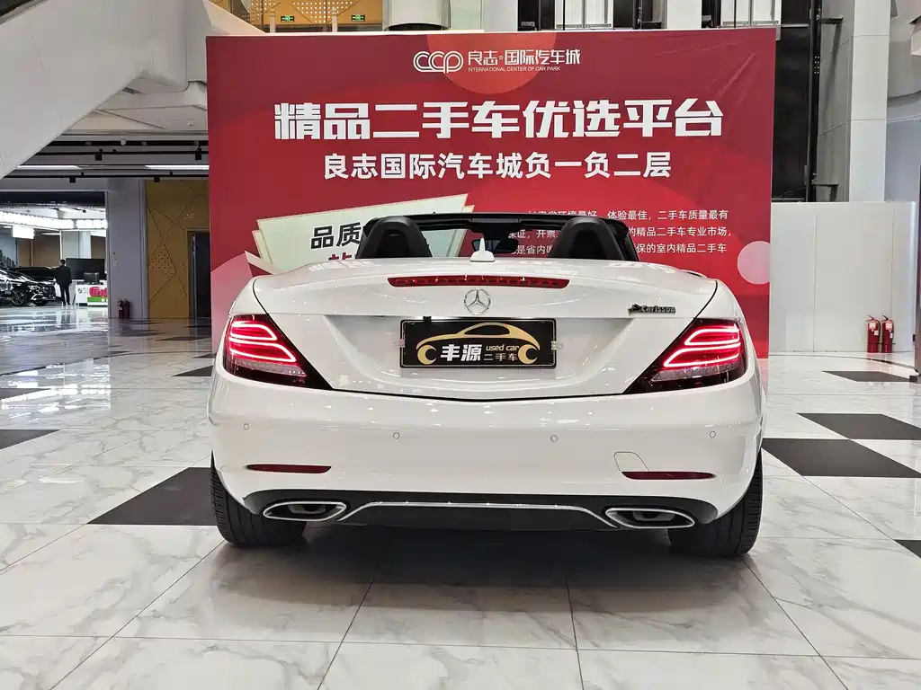 Mercedes-Benz SLC 2018 — фото 23