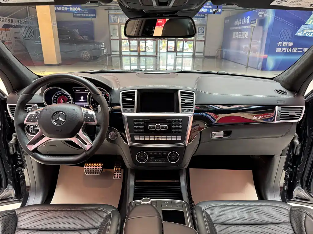 Mercedes-Benz GL-Class AMG 2015 — фото 10