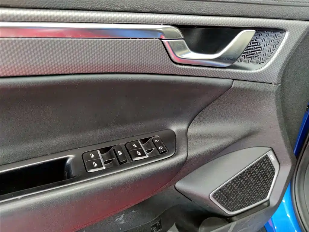 Geely Emgrand GS 2018 — фото 15