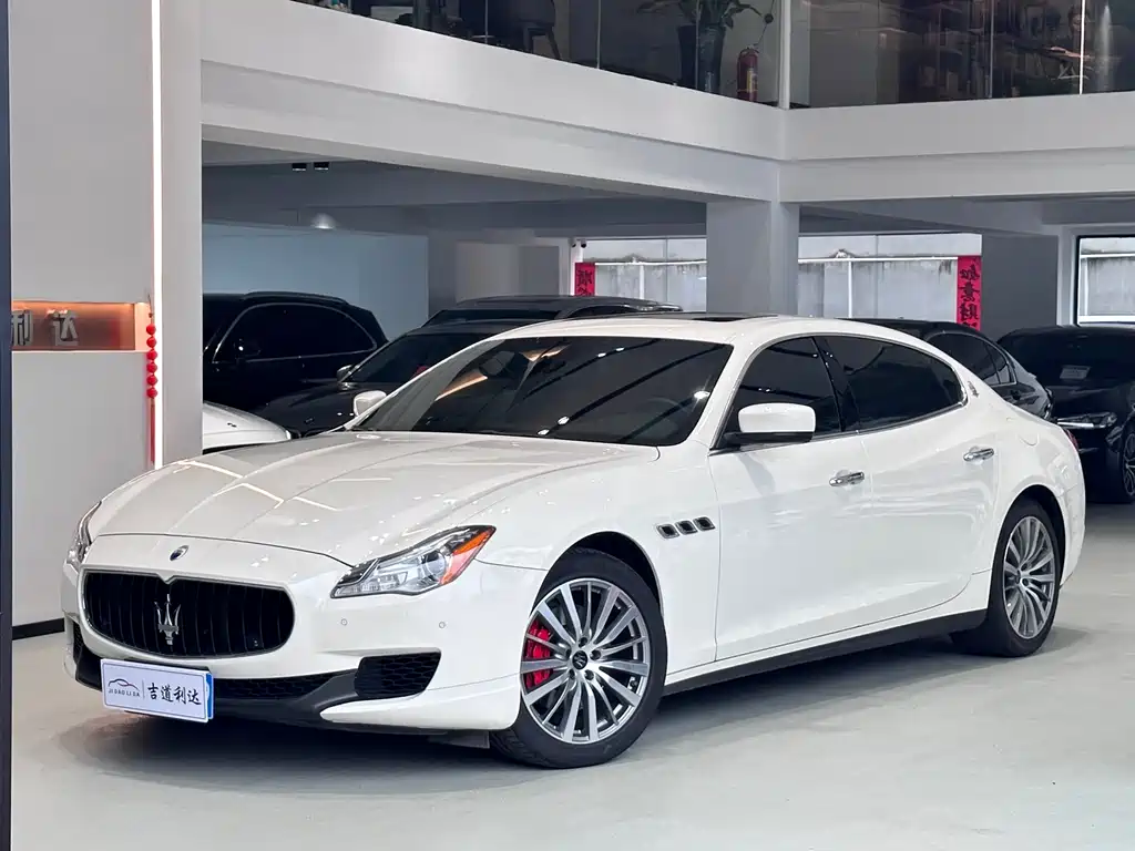 Maserati Quattroporte 2016 — фото 1