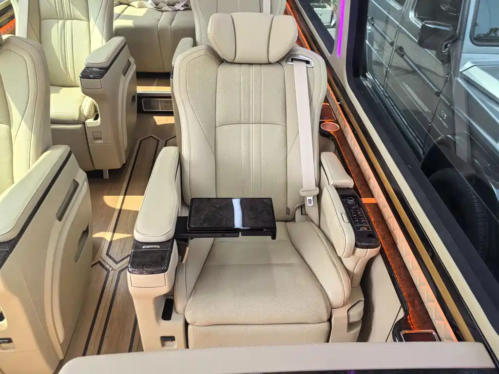 Toyota Coaster 2022 — фото 11